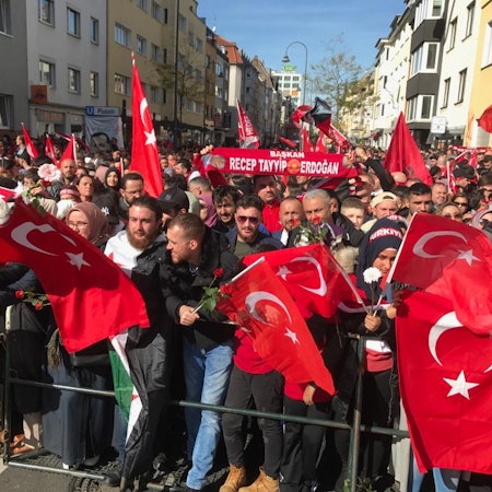 Erdogan-Anhänger in Köln