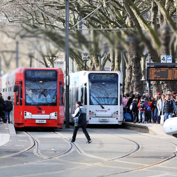 neumarkt_straßenbahn