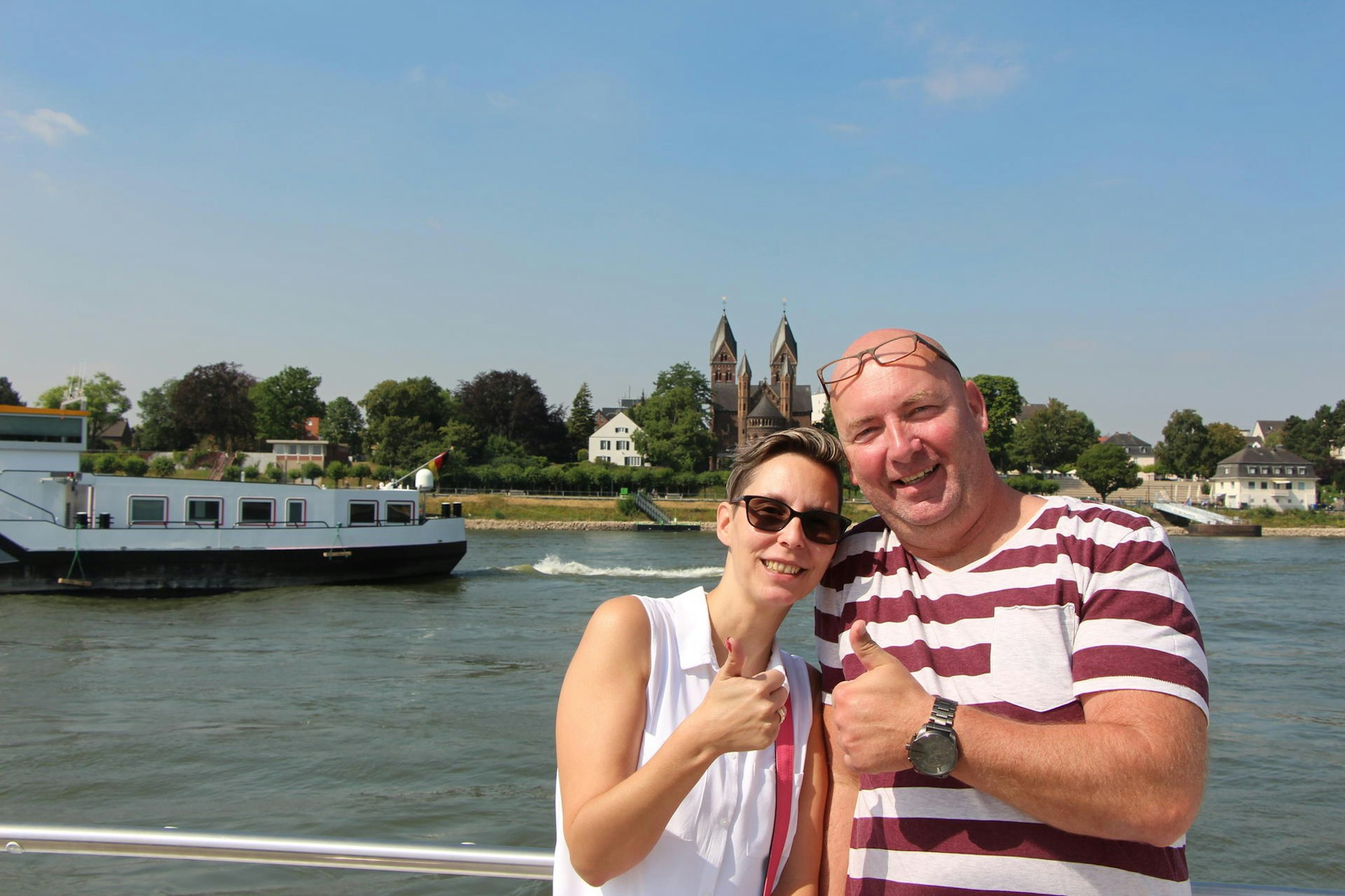 Bild 2 neue Fähre Wesseling