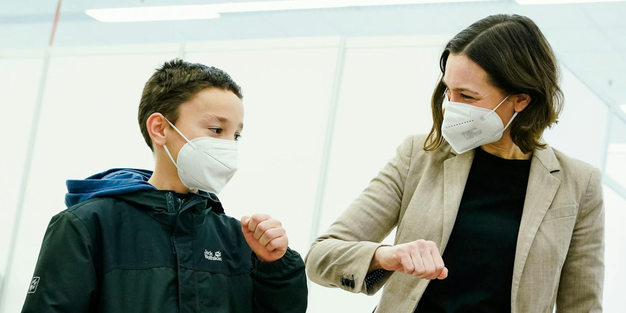 Anne Spiegel DPA Schule 110421