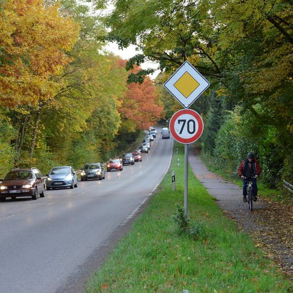 Autos Rhein-Berg zwischen Immekeppel und Herkenrath 2013