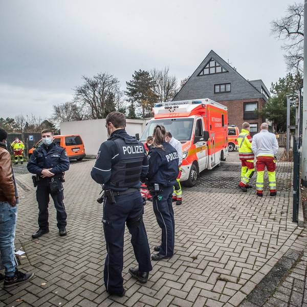 corona-polizei-einsatzlev_rar_RLE_11262021ALF_4808