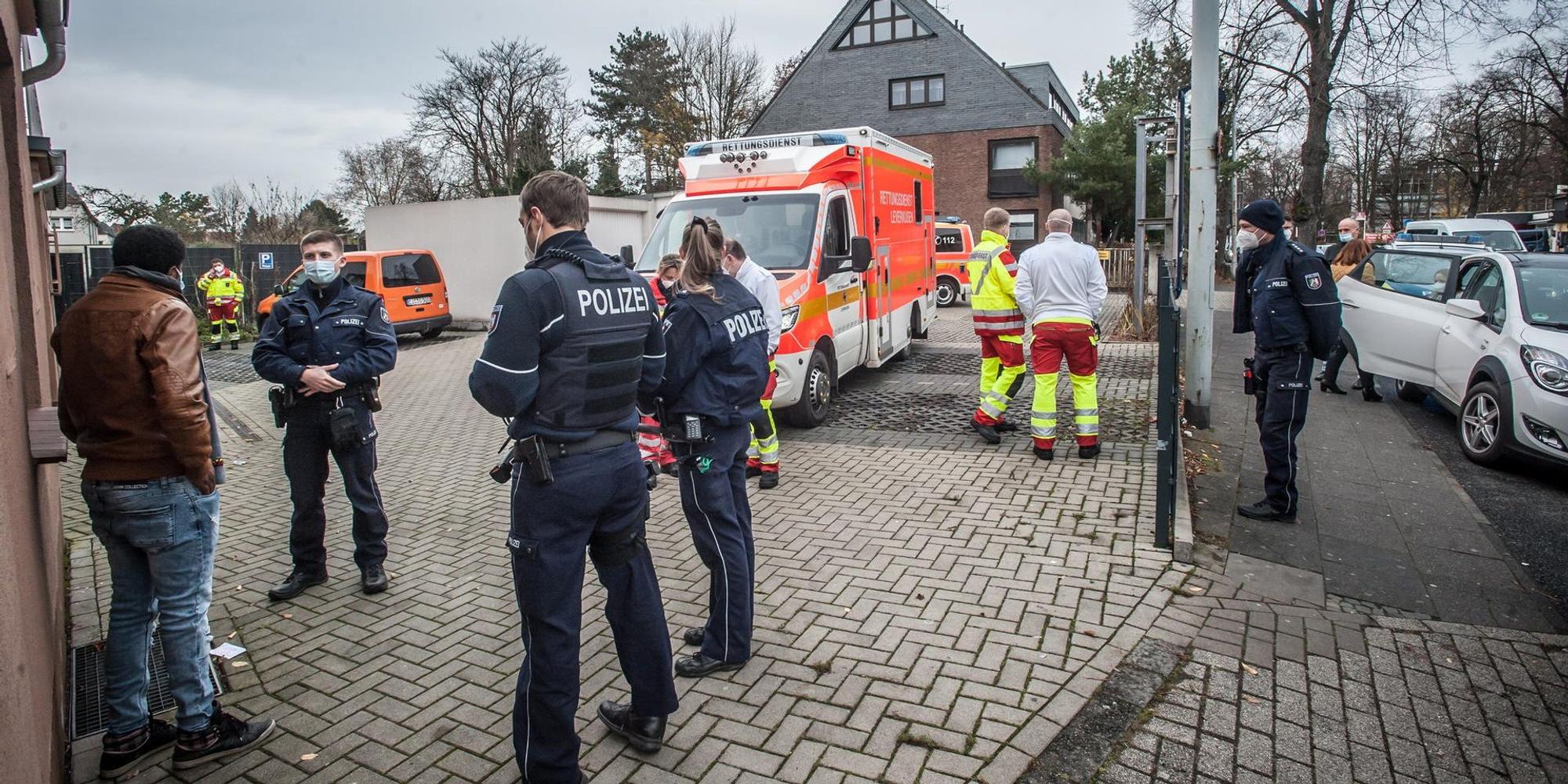 corona-polizei-einsatzlev_rar_RLE_11262021ALF_4808