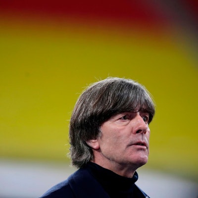 2E58AC8D-2D3A-4092-A744-A2E529373271