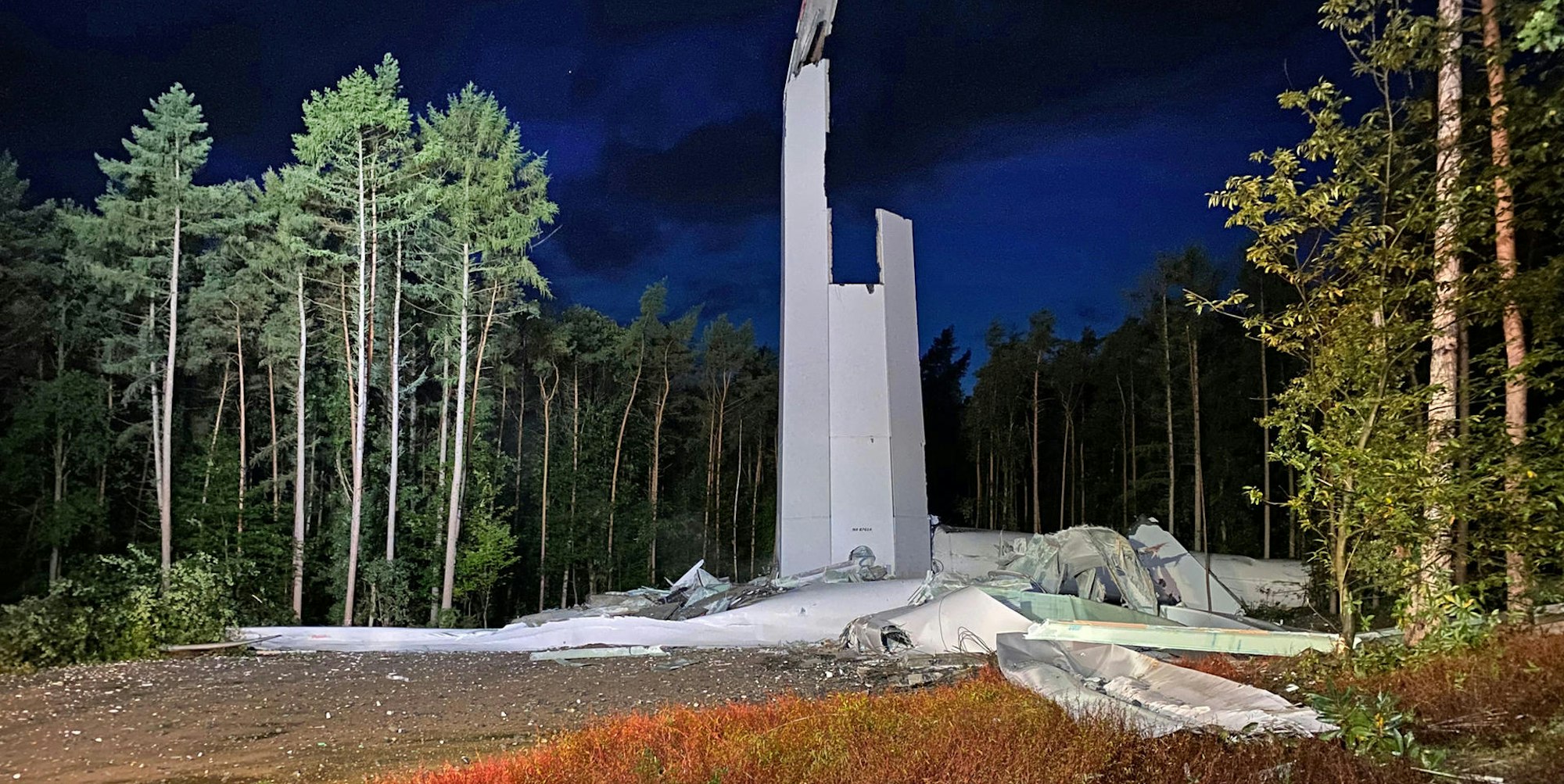 Windrad Reste beseitigt