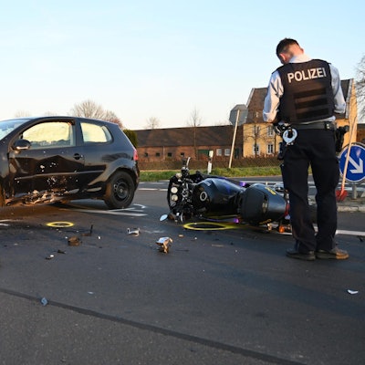 Motorrad Unfall Elsdorf 260322