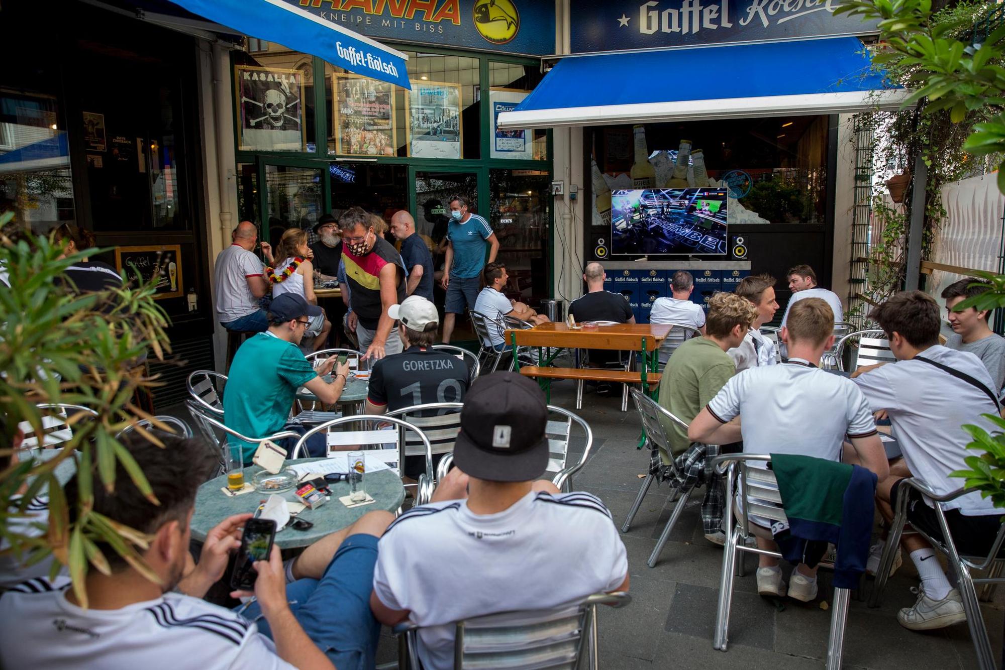 Fans Piranha Bar Kyffhäuserstraße