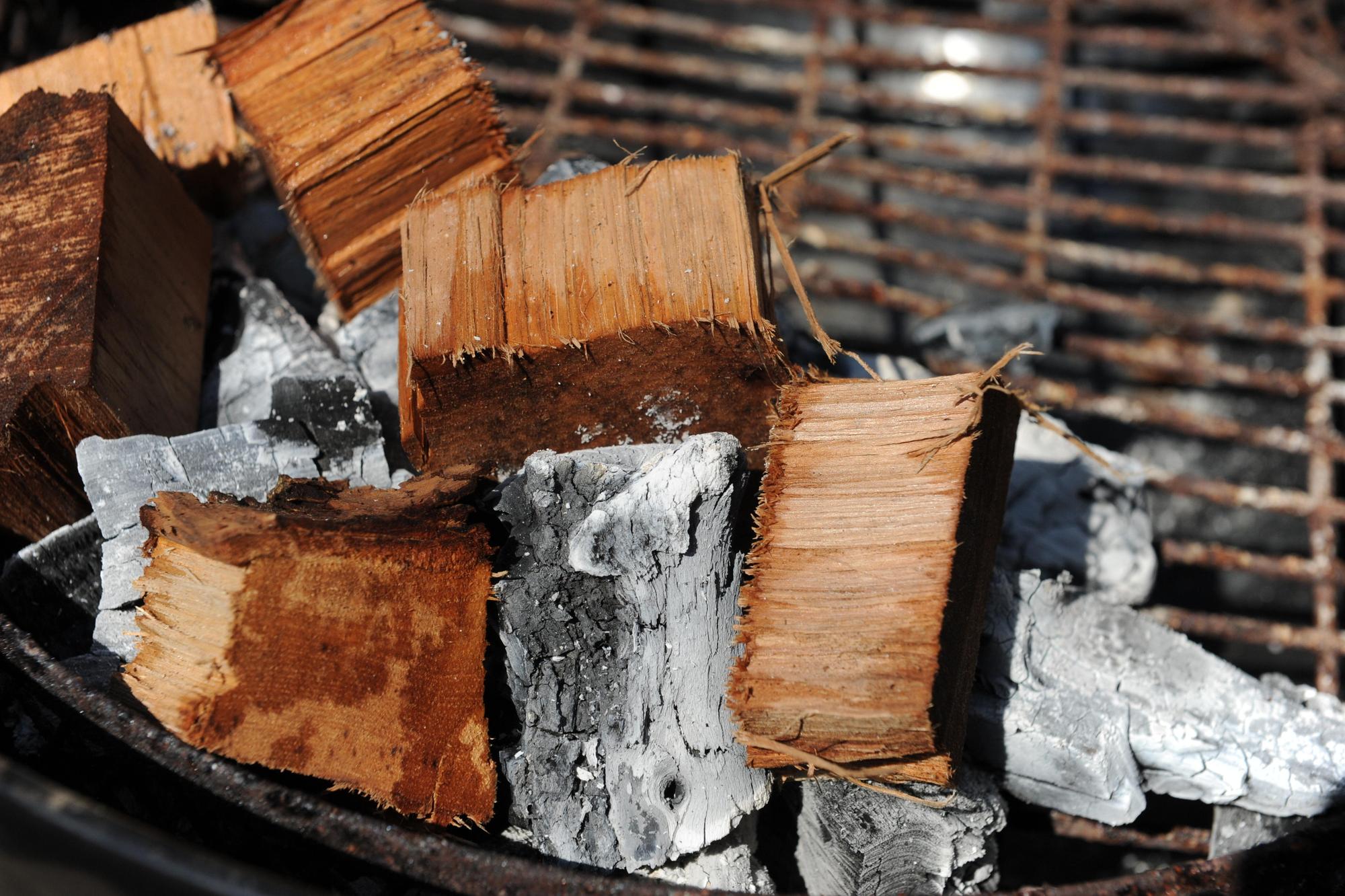 Der Holzkohlegrill