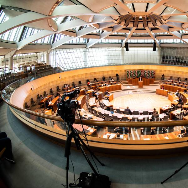 Landtag_NRW_66919996
