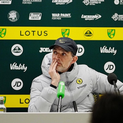 Tuchel guckt besorgt