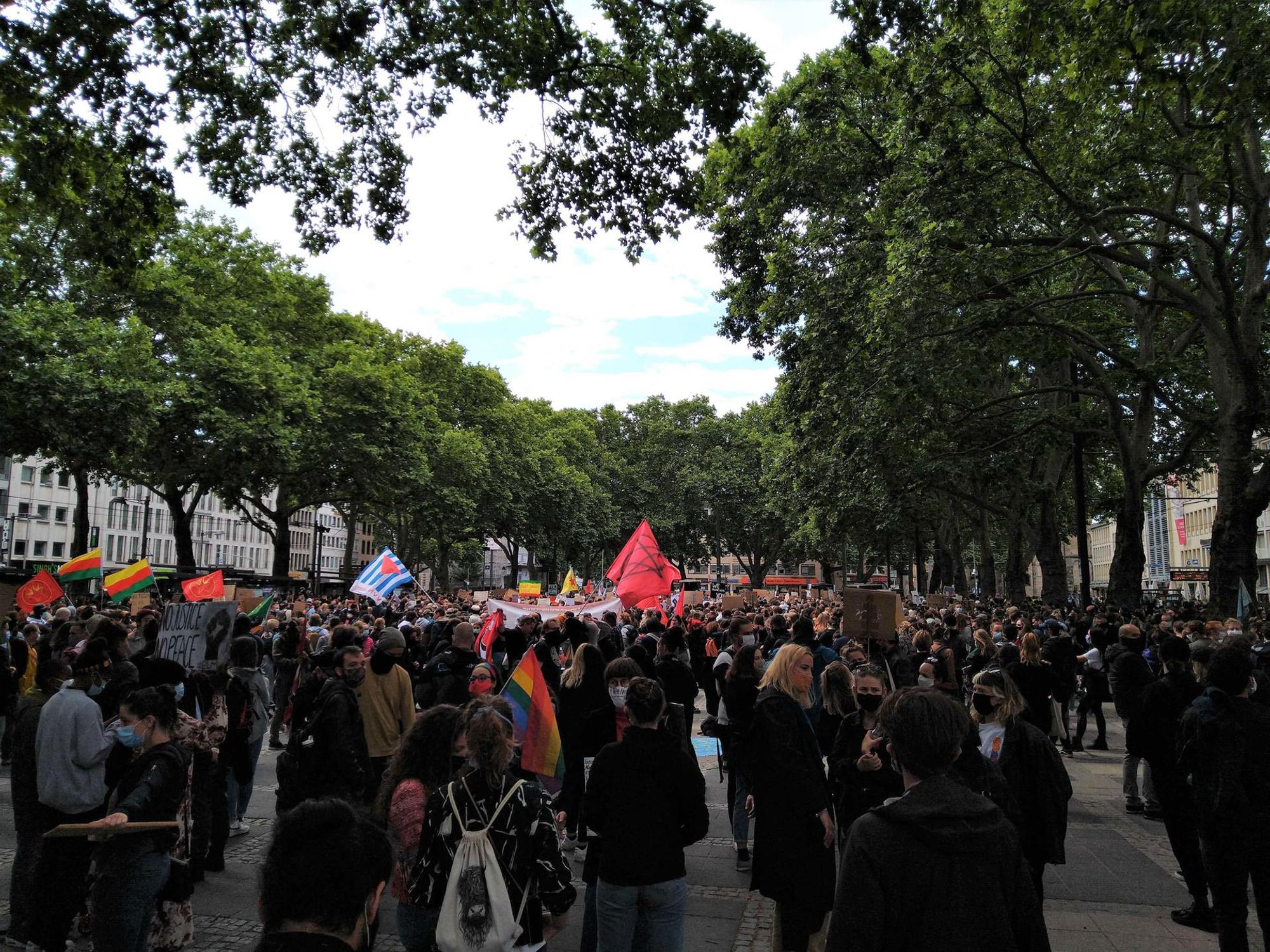 Demo Köln Neumarkt AntiRa sws