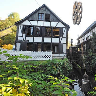 Wipperkotten neues Wasserrad_001