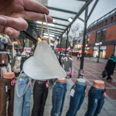 Maske Corona Leverkusen