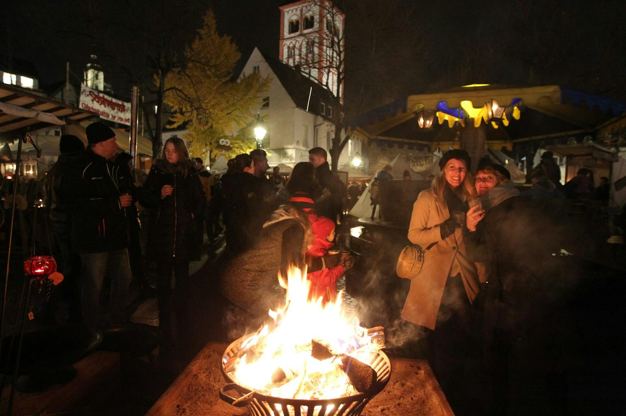 Siegburg_mittelalterlicherMArkt_QuentinBroehl