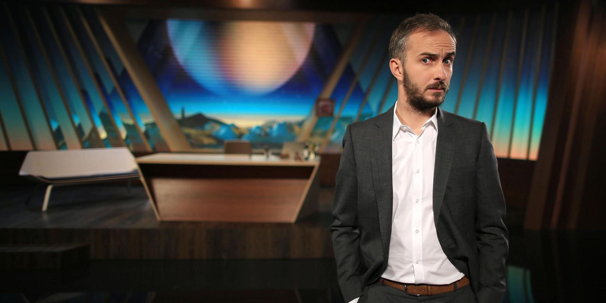 Jan Böhmermann im Studio