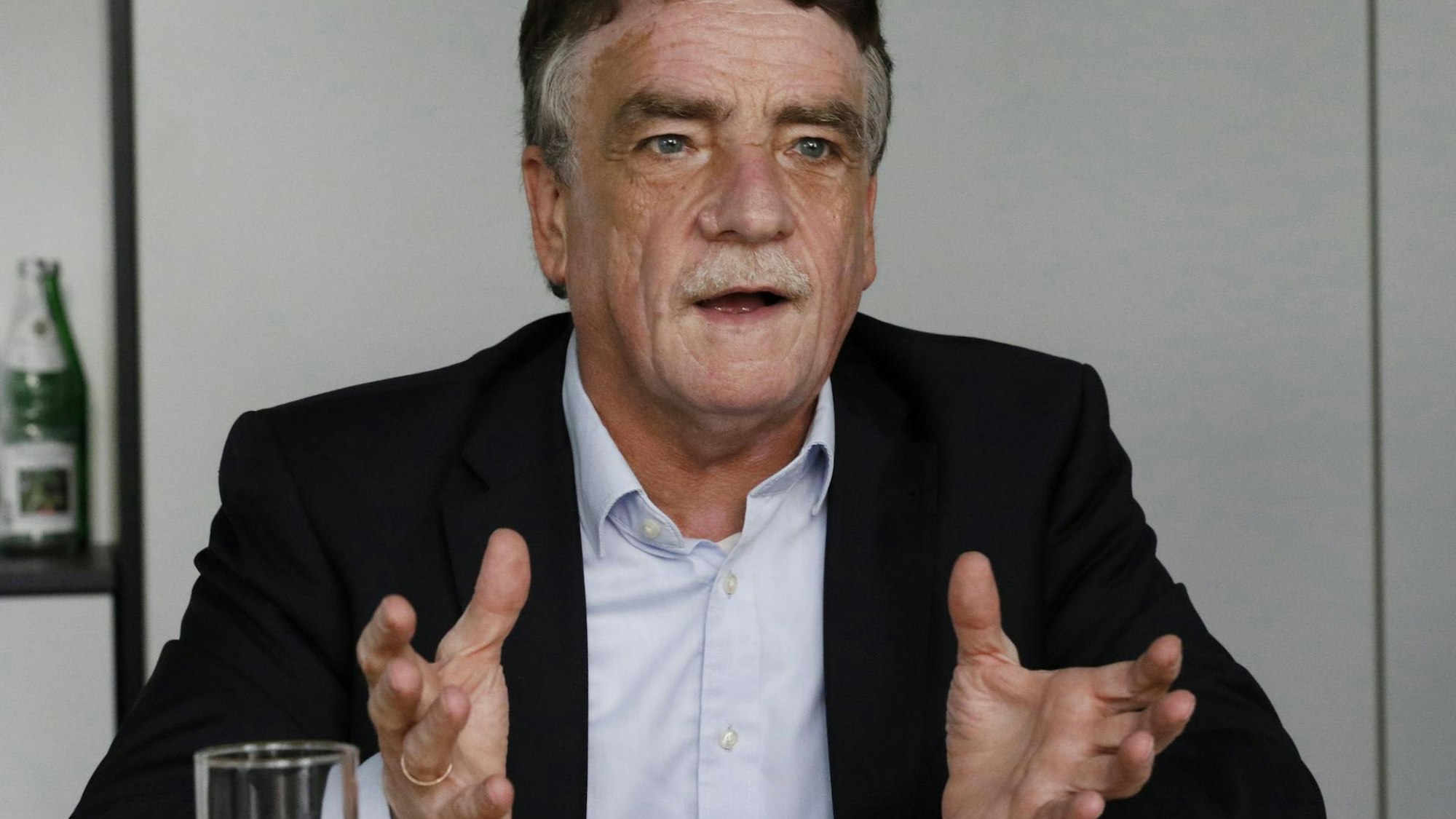 Geriet wegen Hinterzimmer-Deal in die Kritik: Ex-Parteichef Michael Groschek