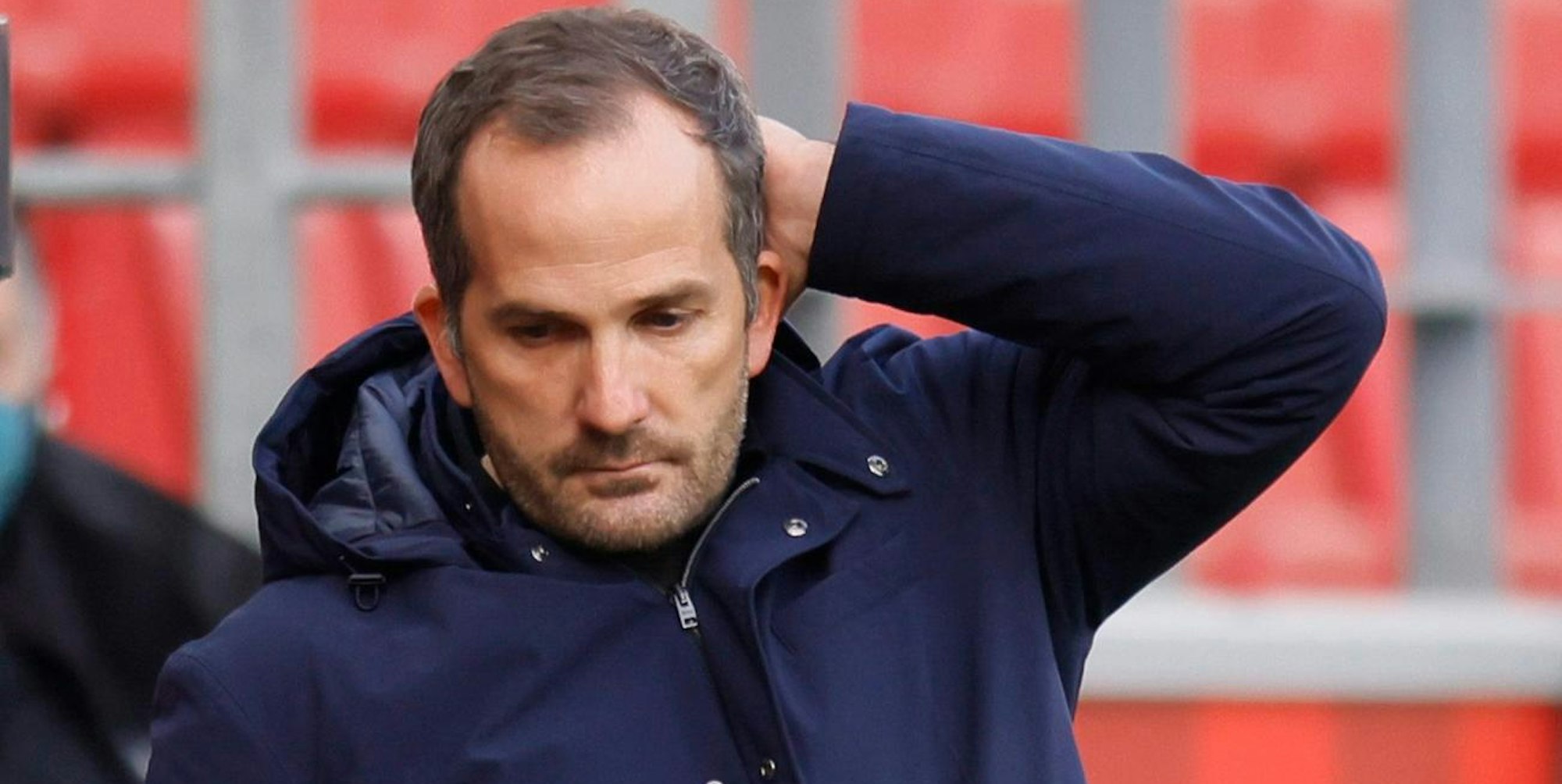 EAEF54F9-CE38-47AB-8887-1488E636A4EA