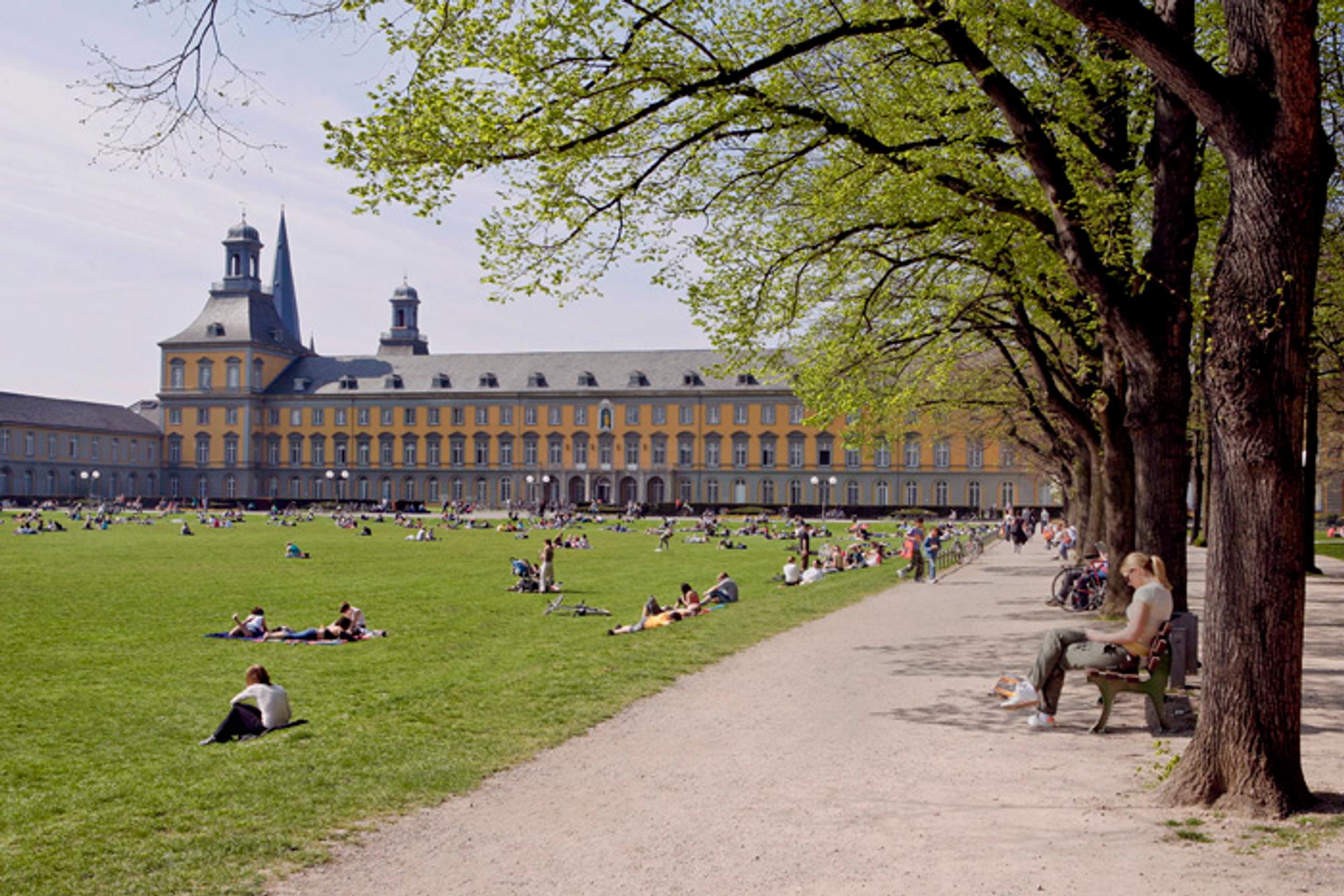 uni_07_01_w