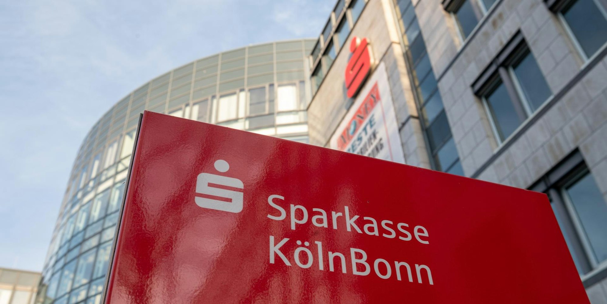 Sparkasse Kön Bonn 27