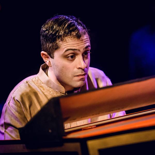 Cembalist Esfahani