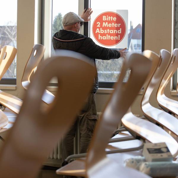 leerer Klassenraum 070622