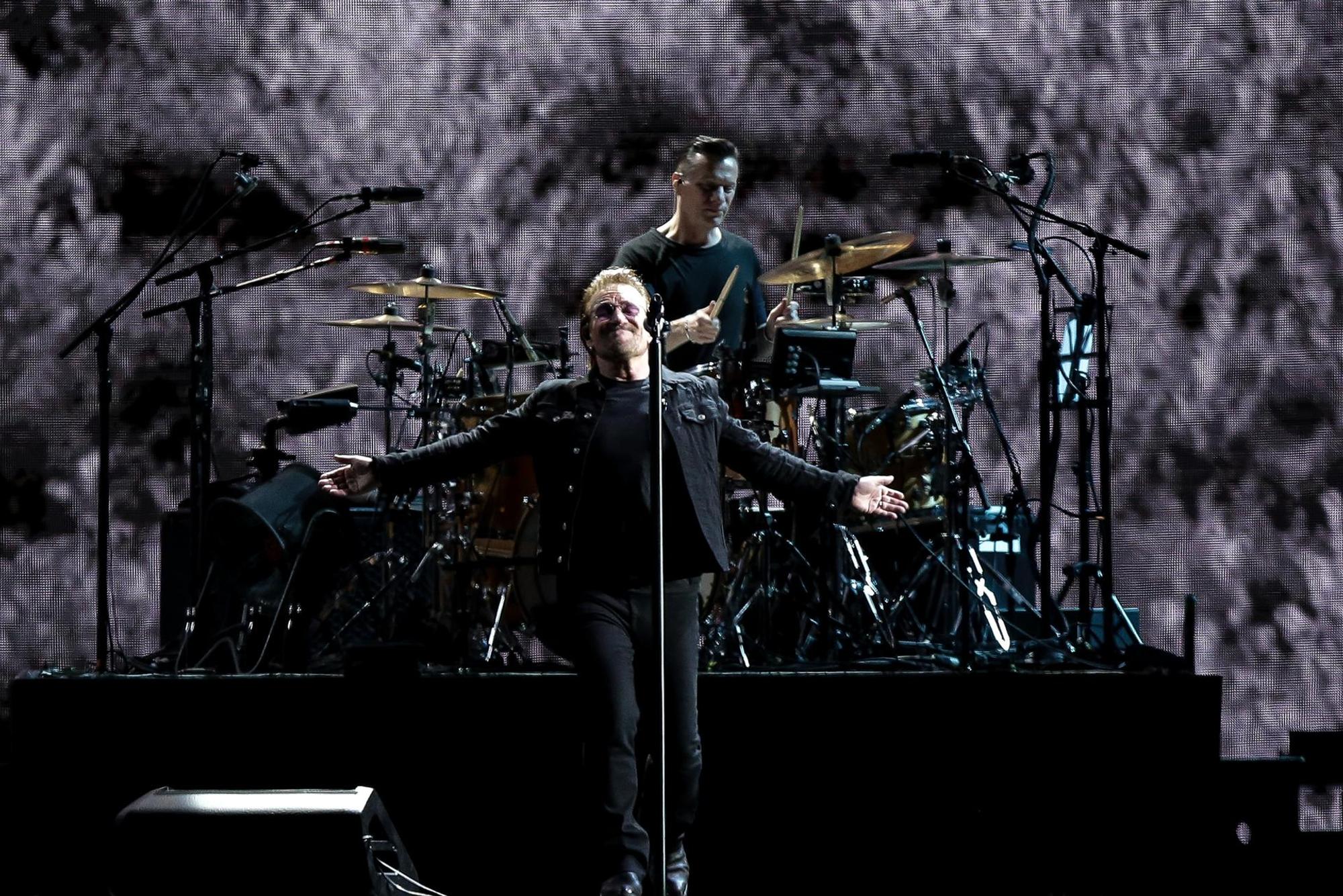 U2