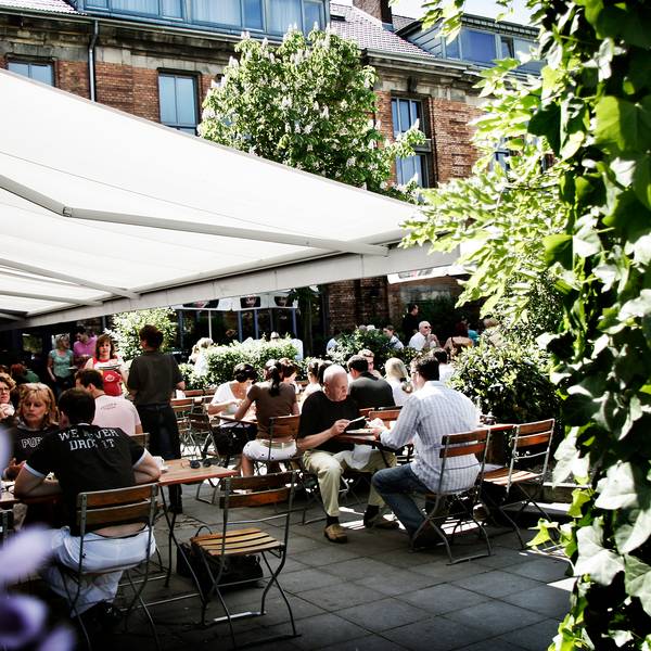 Maybach1 Biergarten ccMaybach