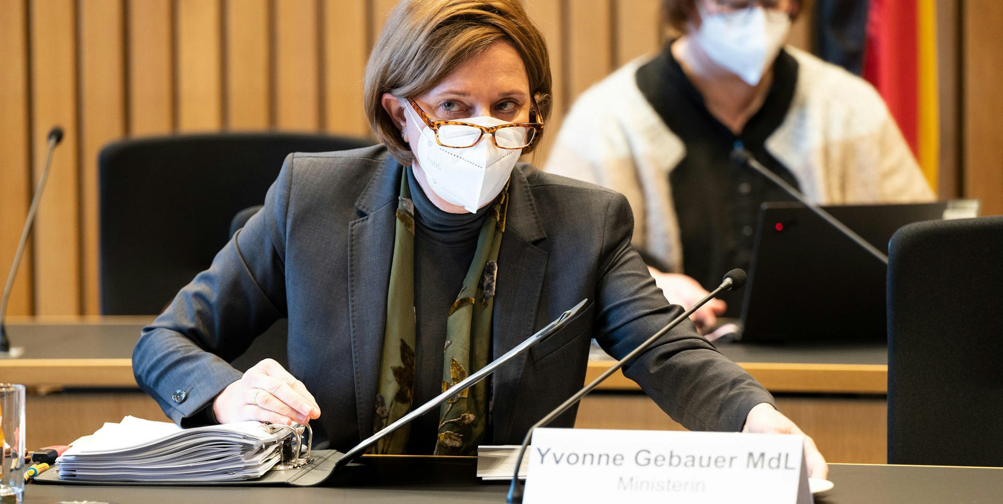 Yvonne Gebauer in der Kritik