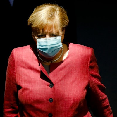 Merkel Maske neu