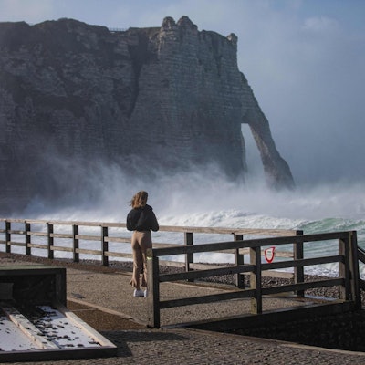 Normandie Felsen dpa