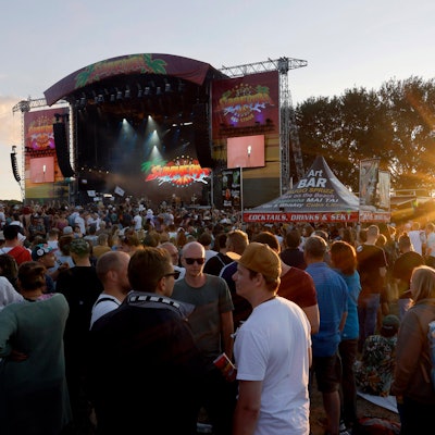 Summer Jam Besucher 010722 IMAGO