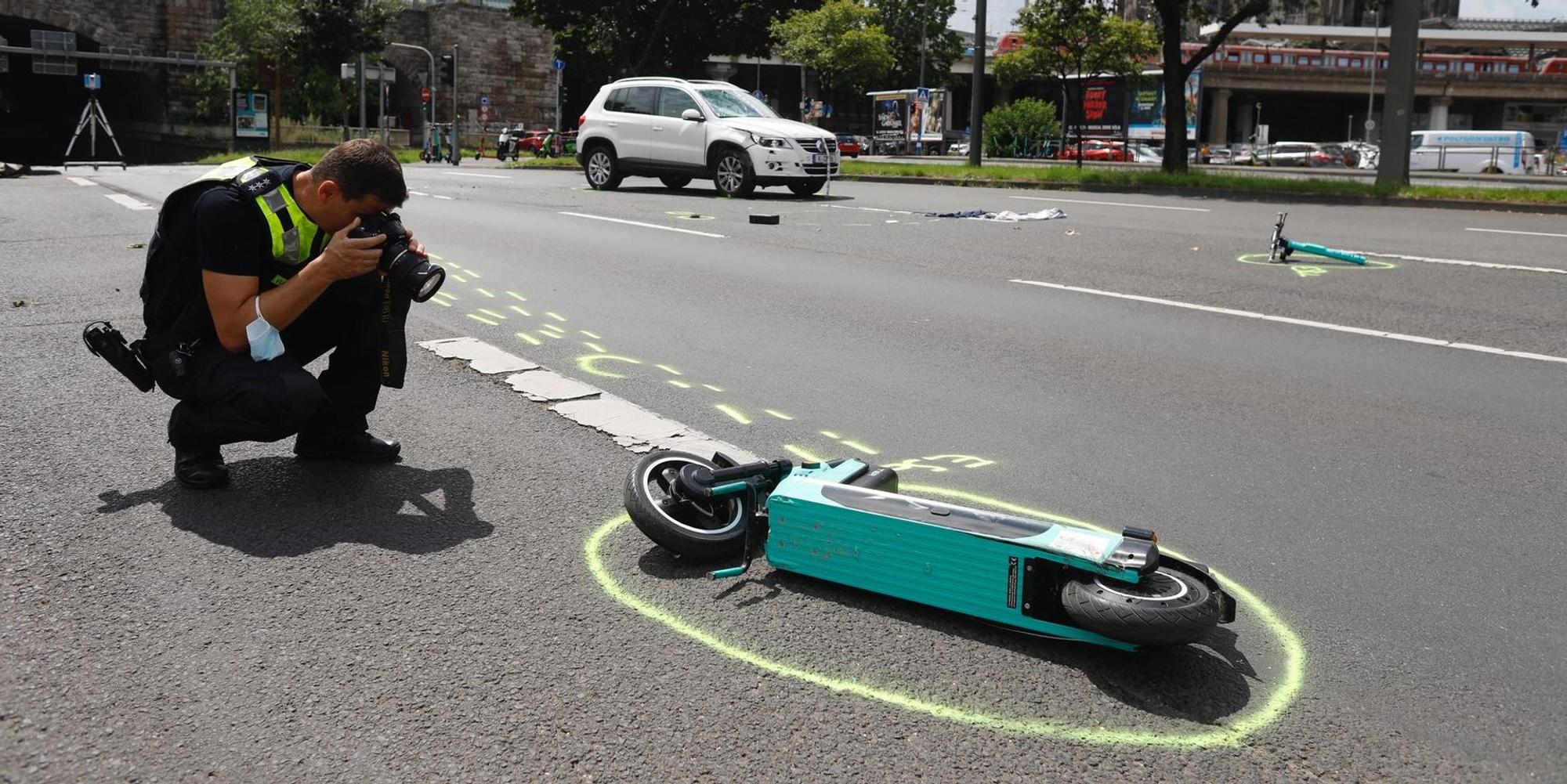 Scooter Unfall Rehinuferstraße KRASNIQI