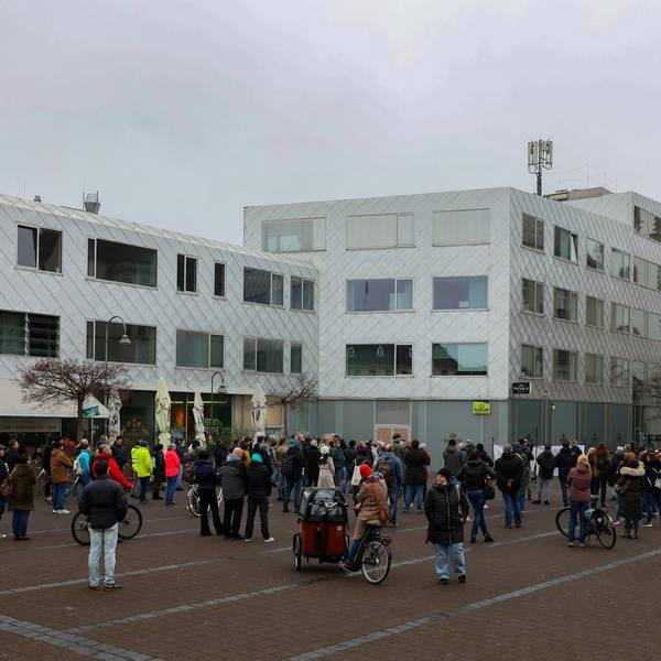 Demo Neptunplatz GOYERT