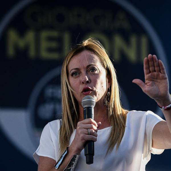 Georgia Meloni Arm
