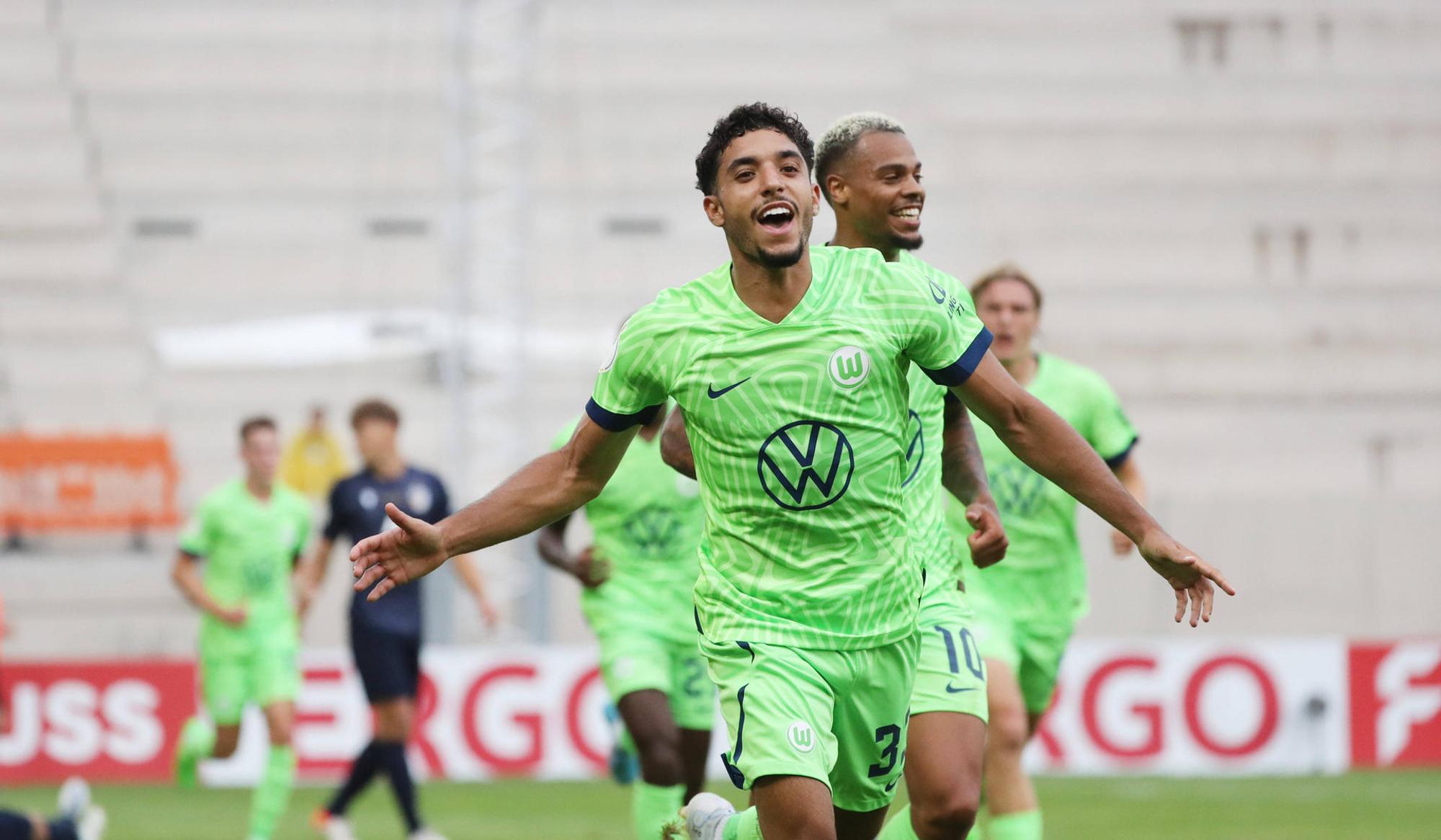 VfL Wolfsburg Tikot 15