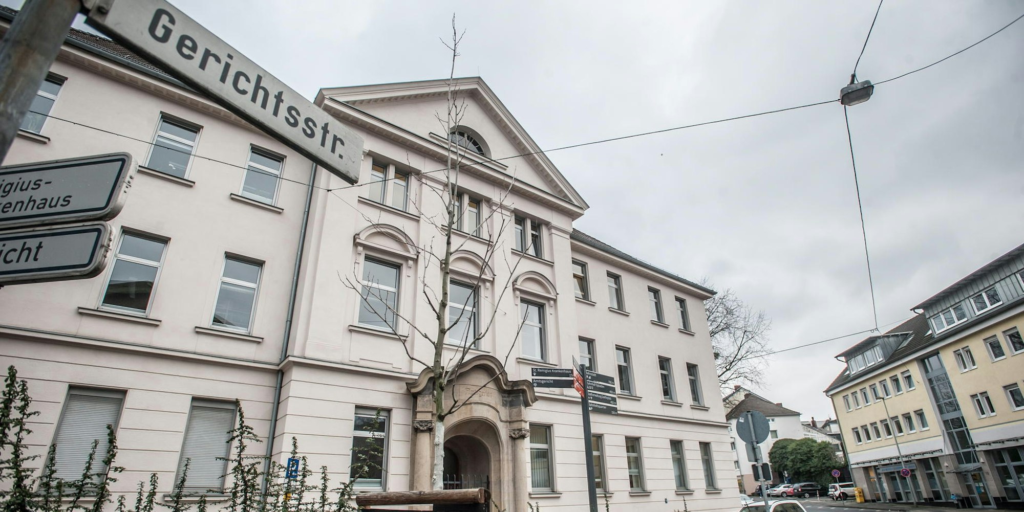 amtsgericht_leverkusen_rar_RLE_01052022ALF_7537