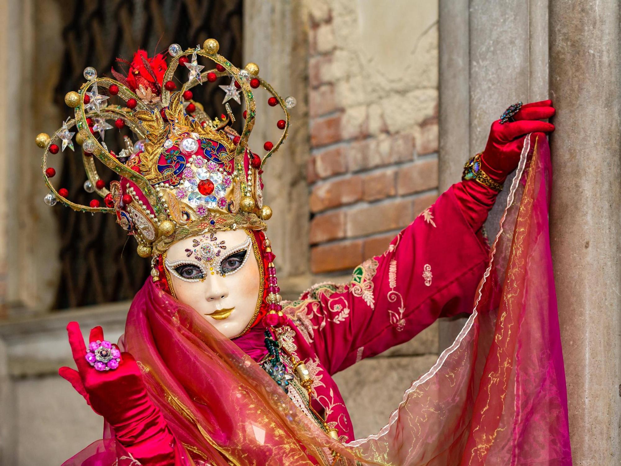 karneval kostüm symbol 010117imago imagebroker