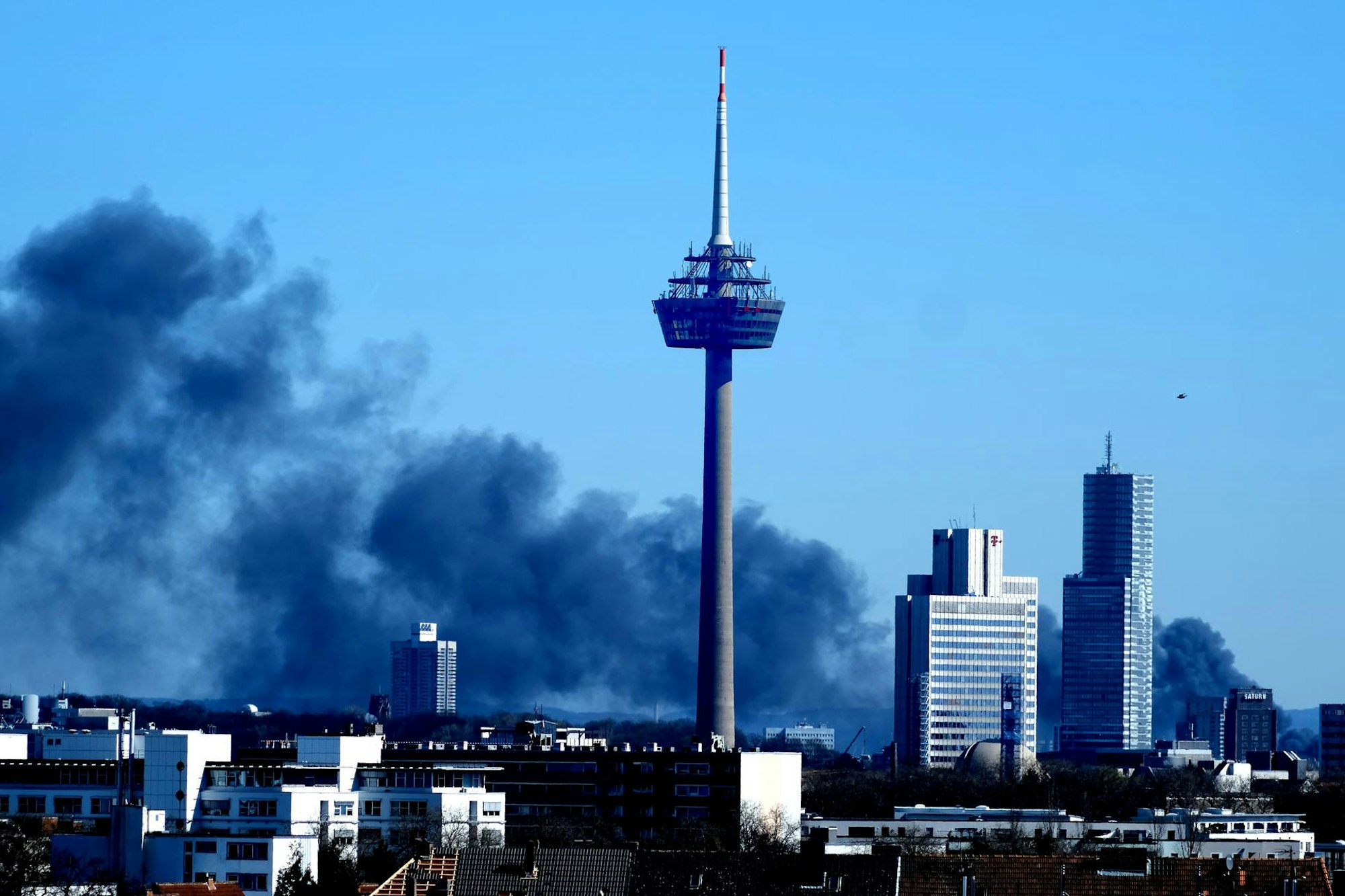 Rauchwolke Köln Brand