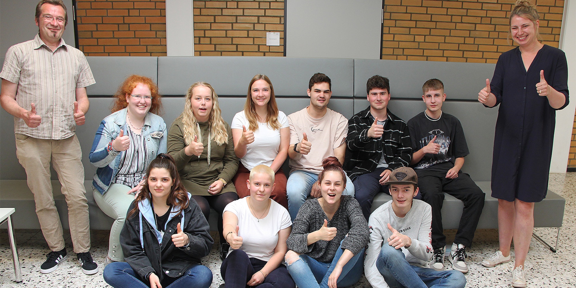 Erster Abiturjahrgang GS Eifel_002