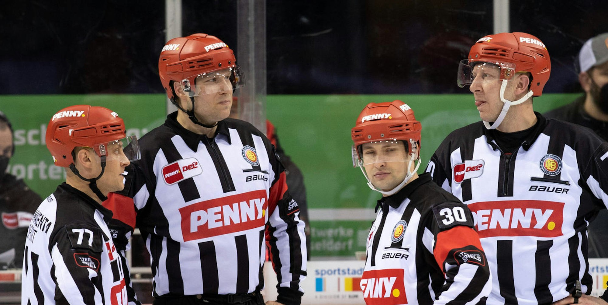 Eishockey DEL Schiedsrichter