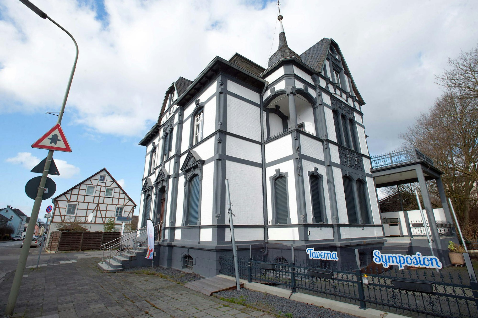 WU_Villa-Kronenberg_(2)