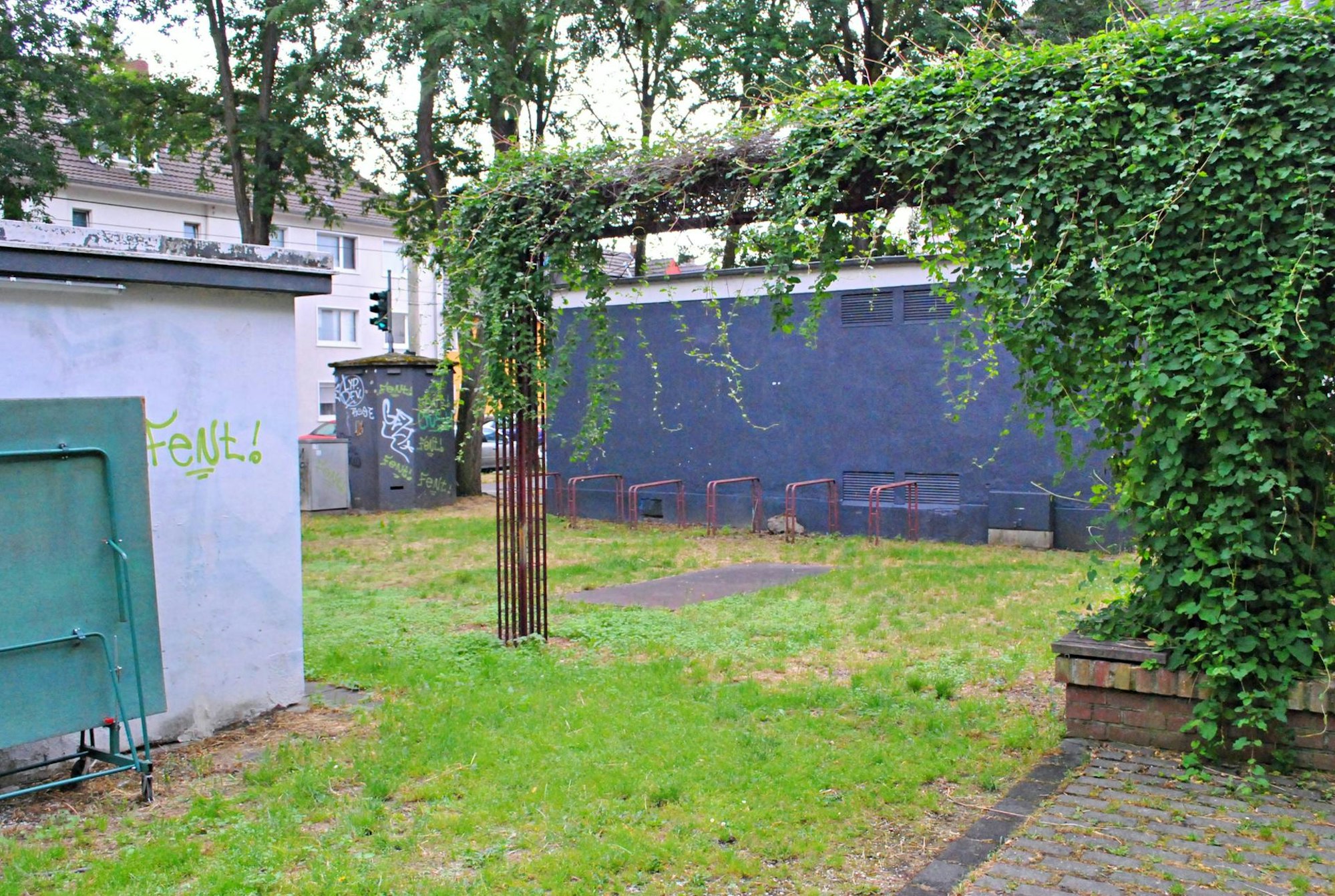 Takuplatz 2 Esser