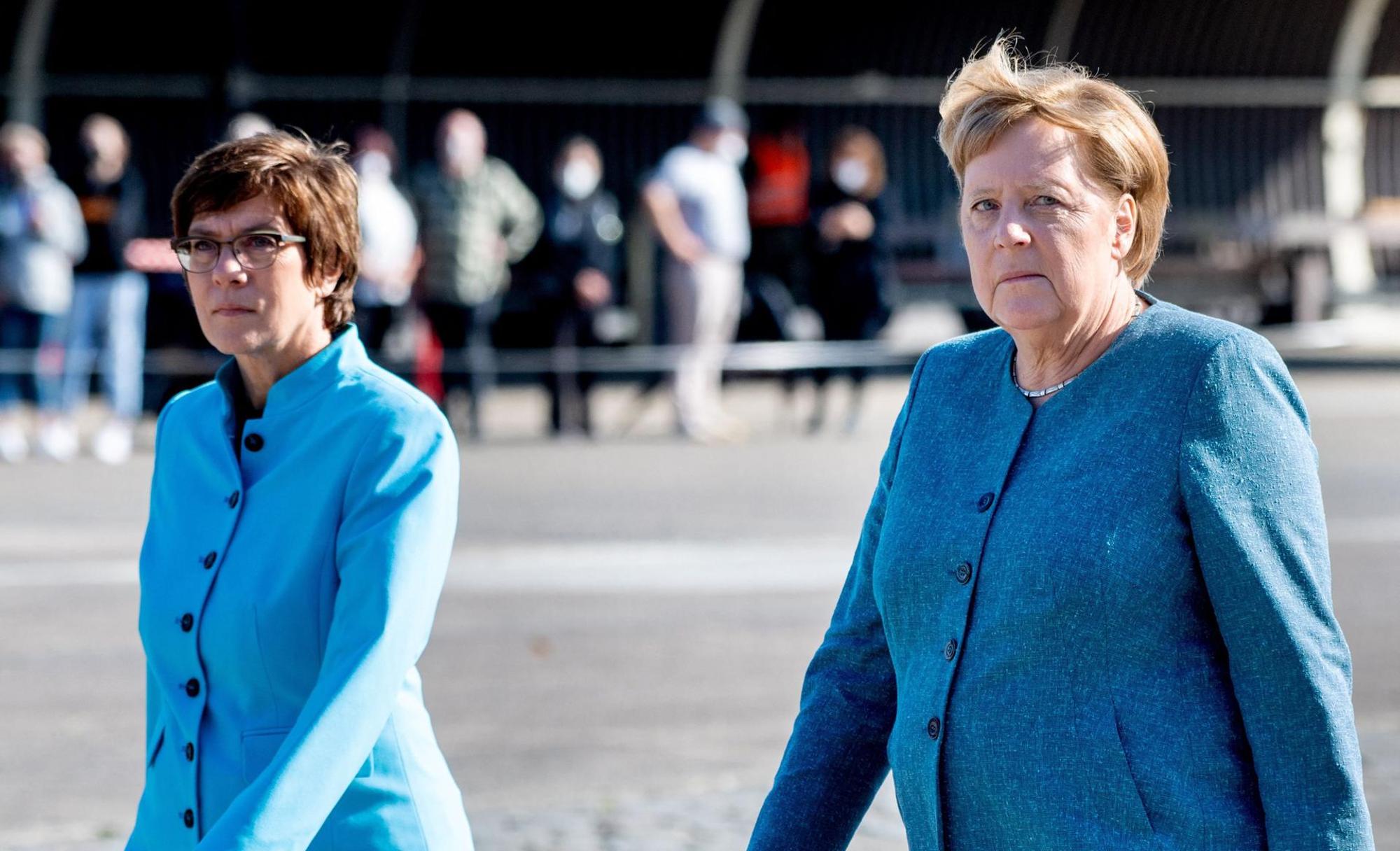 AKK mit Merkel