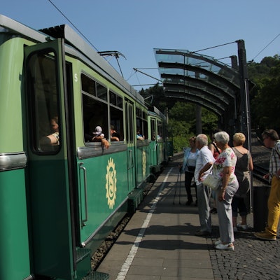 Drachenfelsbahn-01_Bildgröße ändern