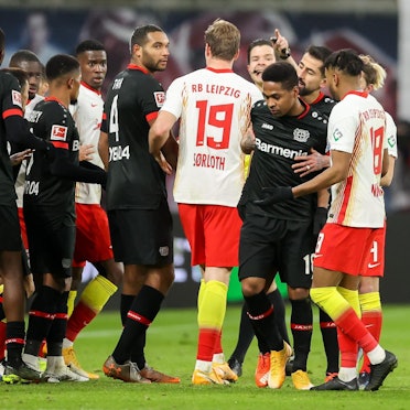 F7F37211-4A54-4CC7-A49F-229740CB86F9