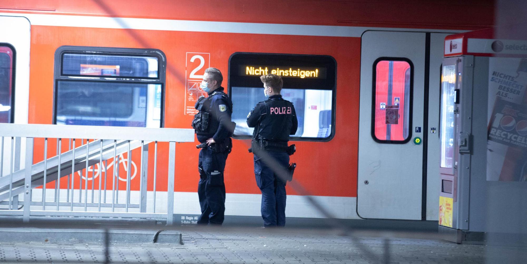 Polizeieinsatz Bahn Symbol 060522