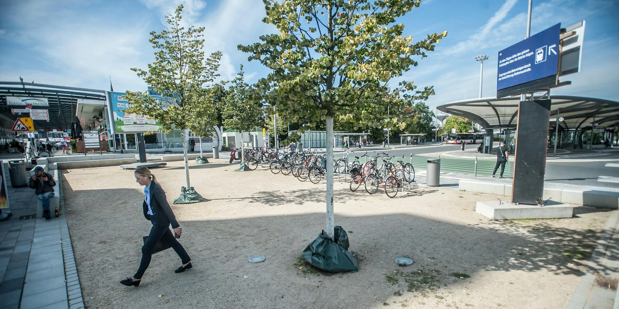 sandflaeche_bhf_busbahnhof_rar_rle_09132022ALF_3050