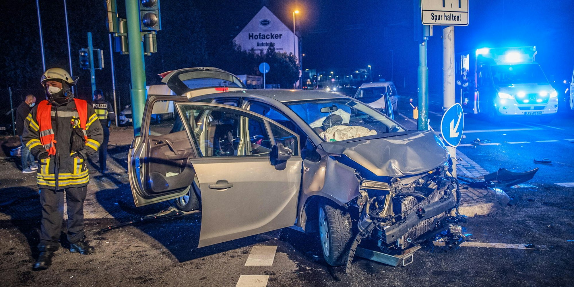 unfall-frontal-quettingen-12252021ALF_7391