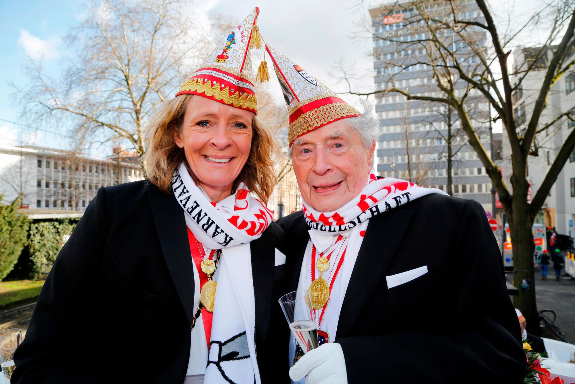 20180212_tb_Rosenmontag_Promis_022