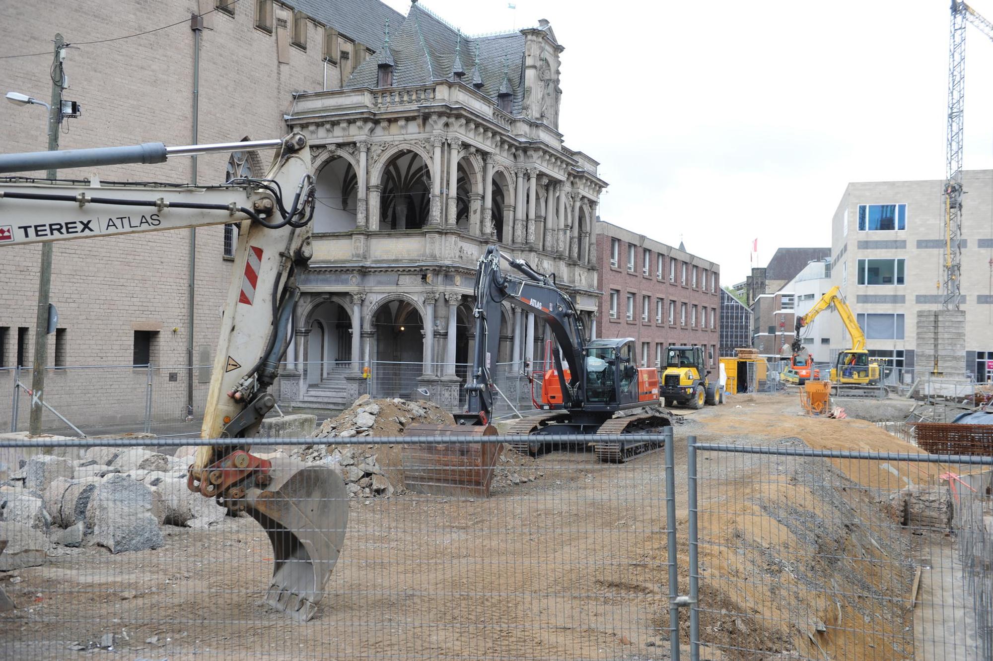 Rathaus Bagger